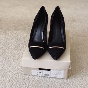 Banana republic black sued women shoe